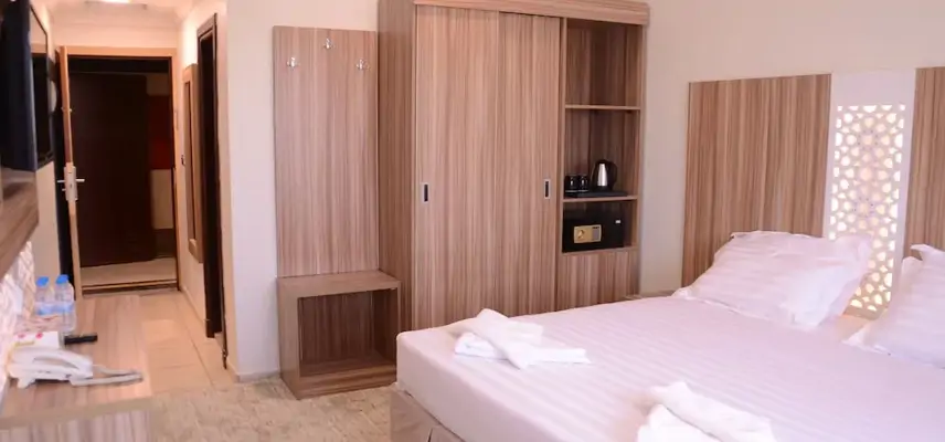 Artal Taibah Hotel image